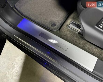 Серый Бентли Бентайга, объемом двигателя 4 л и пробегом 25 тыс. км за 197500 $, фото 47 на Automoto.ua