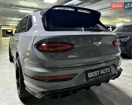 Серый Бентли Бентайга, объемом двигателя 4 л и пробегом 25 тыс. км за 197500 $, фото 13 на Automoto.ua