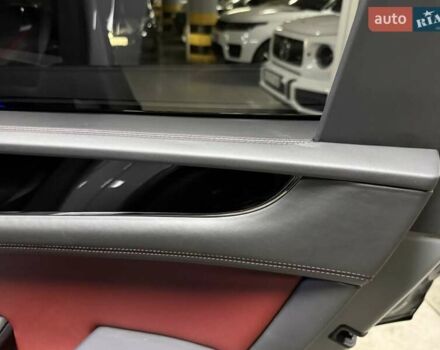 Серый Бентли Бентайга, объемом двигателя 4 л и пробегом 25 тыс. км за 197500 $, фото 105 на Automoto.ua