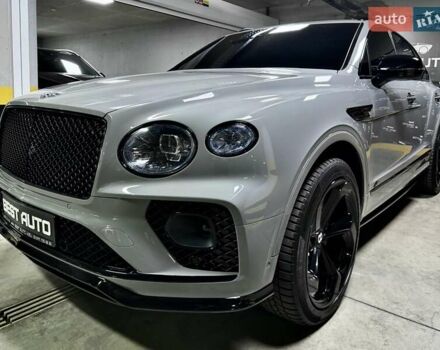 Серый Бентли Бентайга, объемом двигателя 4 л и пробегом 25 тыс. км за 197500 $, фото 20 на Automoto.ua