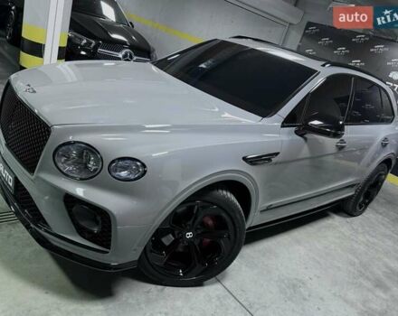 Серый Бентли Бентайга, объемом двигателя 4 л и пробегом 25 тыс. км за 197500 $, фото 155 на Automoto.ua