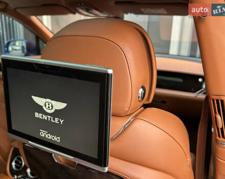 Бентли Бентайга 2016 в Киеве на Automoto.ua Синий Бентли Бентайга, объемом двигателя 6 л и пробегом 131 тыс. км за 85000 $, фото 3 на Automoto.ua