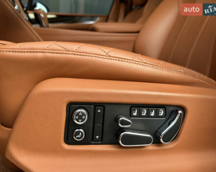 Бентли Бентайга 2016 в Киеве на Automoto.ua Синий Бентли Бентайга, объемом двигателя 6 л и пробегом 131 тыс. км за 85000 $, фото 37 на Automoto.ua