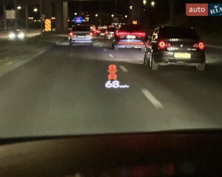 Бентли Бентайга 2016 в Киеве на Automoto.ua Синий Бентли Бентайга, объемом двигателя 6 л и пробегом 131 тыс. км за 85000 $, фото 70 на Automoto.ua