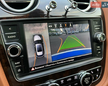 Бентли Бентайга 2016 в Киеве на Automoto.ua Синий Бентли Бентайга, объемом двигателя 6 л и пробегом 131 тыс. км за 85000 $, фото 4 на Automoto.ua