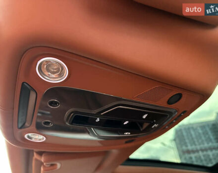 Бентли Бентайга 2016 в Киеве на Automoto.ua Синий Бентли Бентайга, объемом двигателя 6 л и пробегом 131 тыс. км за 85000 $, фото 58 на Automoto.ua