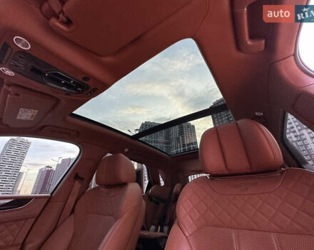 Бентли Бентайга 2016 в Киеве на Automoto.ua Синий Бентли Бентайга, объемом двигателя 6 л и пробегом 131 тыс. км за 85000 $, фото 57 на Automoto.ua