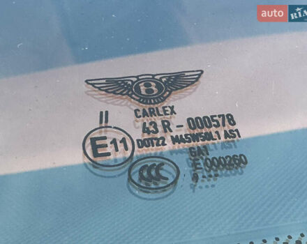 Бентли Бентайга 2016 в Киеве на Automoto.ua Синий Бентли Бентайга, объемом двигателя 6 л и пробегом 131 тыс. км за 85000 $, фото 21 на Automoto.ua