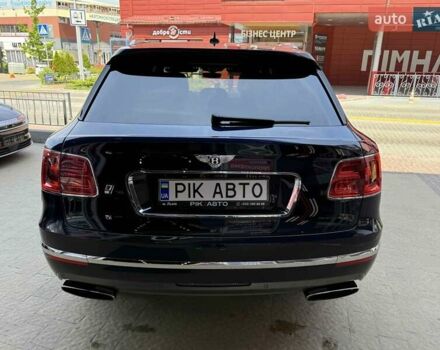 Синий Бентли Бентайга, объемом двигателя 6 л и пробегом 66 тыс. км за 129900 $, фото 8 на Automoto.ua