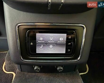 Синий Бентли Бентайга, объемом двигателя 6 л и пробегом 66 тыс. км за 129900 $, фото 46 на Automoto.ua