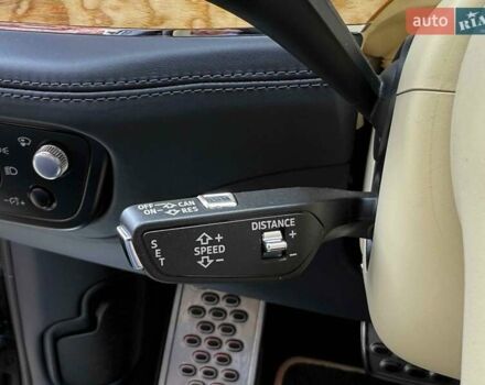 Синий Бентли Бентайга, объемом двигателя 6 л и пробегом 66 тыс. км за 129900 $, фото 26 на Automoto.ua