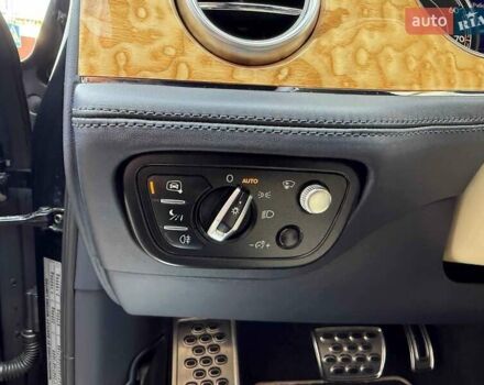 Синий Бентли Бентайга, объемом двигателя 6 л и пробегом 66 тыс. км за 129900 $, фото 21 на Automoto.ua