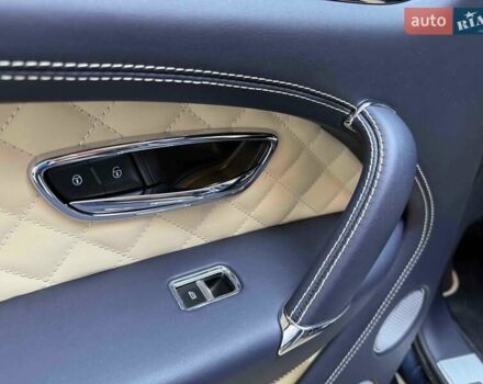 Синий Бентли Бентайга, объемом двигателя 6 л и пробегом 66 тыс. км за 129900 $, фото 40 на Automoto.ua