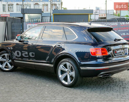 Бентли Бентайга 2019 в Киеве на Automoto.ua Синий Бентли Бентайга, объемом двигателя 4 л и пробегом 62 тыс. км за 105500 $, фото 6 на Automoto.ua