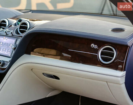 Синій Бентлі Бентайга, об'ємом двигуна 4 л та пробігом 62 тис. км за 87700 $, фото 30 на Automoto.ua