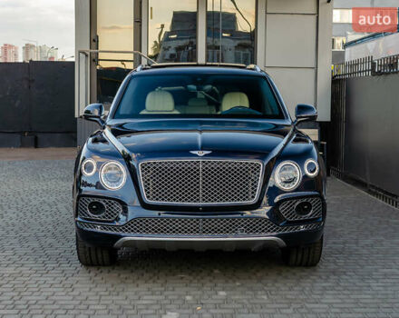 Бентли Бентайга 2019 в Киеве на Automoto.ua Синий Бентли Бентайга, объемом двигателя 4 л и пробегом 62 тыс. км за 105500 $, фото 4 на Automoto.ua
