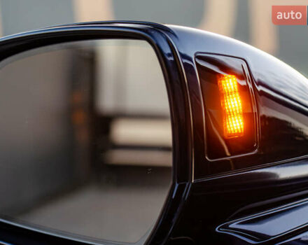 Бентли Бентайга 2019 в Киеве на Automoto.ua Синий Бентли Бентайга, объемом двигателя 4 л и пробегом 62 тыс. км за 105500 $, фото 17 на Automoto.ua