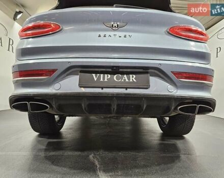 Синій Бентлі Бентайга, об'ємом двигуна 4 л та пробігом 8 тис. км за 209999 $, фото 10 на Automoto.ua