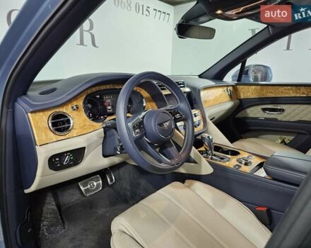 Синій Бентлі Бентайга, об'ємом двигуна 4 л та пробігом 8 тис. км за 209999 $, фото 21 на Automoto.ua