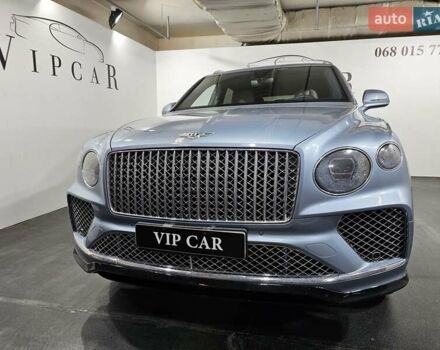Синій Бентлі Бентайга, об'ємом двигуна 4 л та пробігом 8 тис. км за 209999 $, фото 4 на Automoto.ua