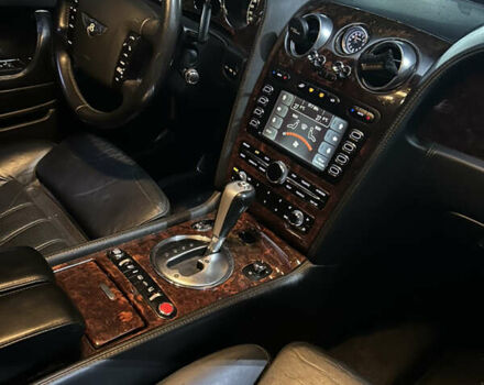 Чорний Бентлі Continental Flying Spur, об'ємом двигуна 6 л та пробігом 120 тис. км за 21700 $, фото 10 на Automoto.ua