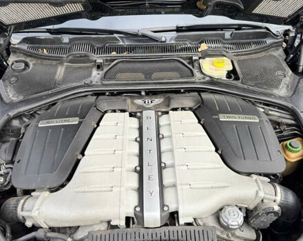 Чорний Бентлі Continental Flying Spur, об'ємом двигуна 6 л та пробігом 126 тис. км за 15800 $, фото 10 на Automoto.ua