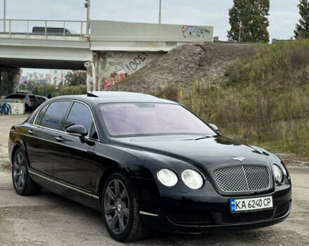 Чорний Бентлі Continental Flying Spur, об'ємом двигуна 6 л та пробігом 126 тис. км за 15800 $, фото 2 на Automoto.ua