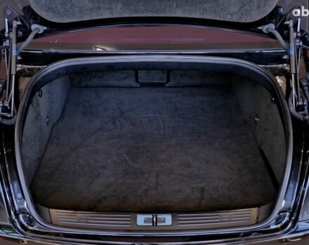 Черный Бентли Континенталь флаинг спур, объемом двигателя 6 л и пробегом 140 тыс. км за 18900 $, фото 8 на Automoto.ua