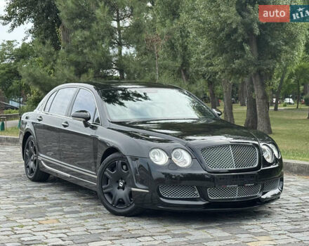 Черный Бентли Континенталь флаинг спур, объемом двигателя 6 л и пробегом 100 тыс. км за 39999 $, фото 155 на Automoto.ua