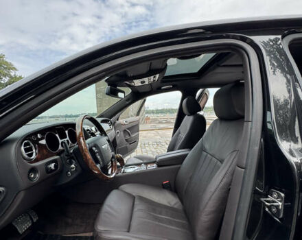 Черный Бентли Континенталь флаинг спур, объемом двигателя 6 л и пробегом 100 тыс. км за 39999 $, фото 103 на Automoto.ua