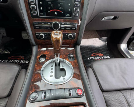 Черный Бентли Континенталь флаинг спур, объемом двигателя 6 л и пробегом 100 тыс. км за 39999 $, фото 121 на Automoto.ua