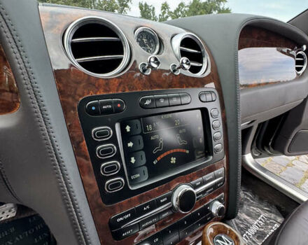 Черный Бентли Континенталь флаинг спур, объемом двигателя 6 л и пробегом 100 тыс. км за 39999 $, фото 104 на Automoto.ua