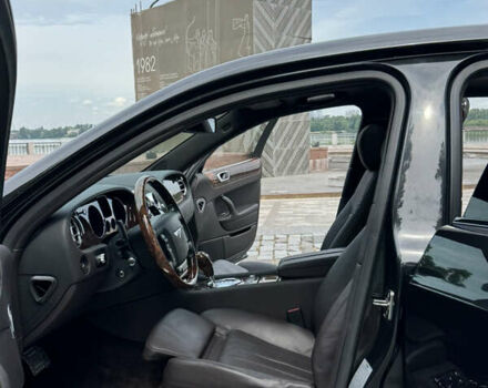 Чорний Бентлі Continental Flying Spur, об'ємом двигуна 6 л та пробігом 100 тис. км за 39999 $, фото 60 на Automoto.ua