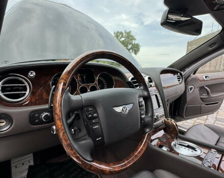 Черный Бентли Континенталь флаинг спур, объемом двигателя 6 л и пробегом 100 тыс. км за 39999 $, фото 38 на Automoto.ua