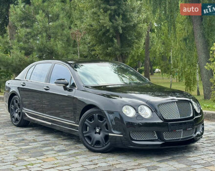 Чорний Бентлі Continental Flying Spur, об'ємом двигуна 6 л та пробігом 100 тис. км за 39999 $, фото 156 на Automoto.ua