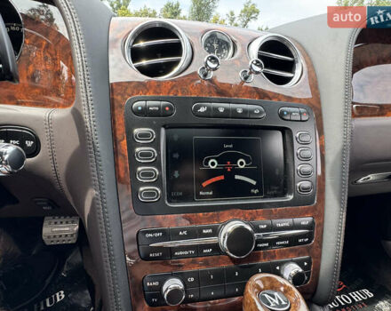 Черный Бентли Континенталь флаинг спур, объемом двигателя 6 л и пробегом 100 тыс. км за 39999 $, фото 55 на Automoto.ua