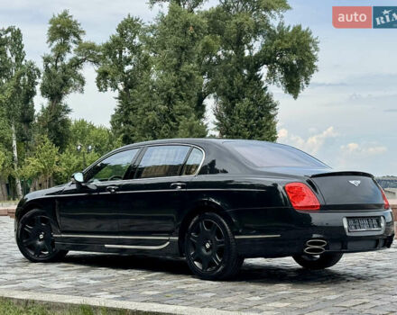 Черный Бентли Континенталь флаинг спур, объемом двигателя 6 л и пробегом 100 тыс. км за 39999 $, фото 157 на Automoto.ua