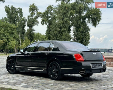 Чорний Бентлі Continental Flying Spur, об'ємом двигуна 6 л та пробігом 100 тис. км за 39999 $, фото 158 на Automoto.ua