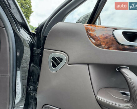 Черный Бентли Континенталь флаинг спур, объемом двигателя 6 л и пробегом 100 тыс. км за 39999 $, фото 135 на Automoto.ua