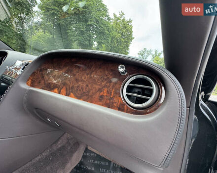 Чорний Бентлі Continental Flying Spur, об'ємом двигуна 6 л та пробігом 100 тис. км за 39999 $, фото 22 на Automoto.ua
