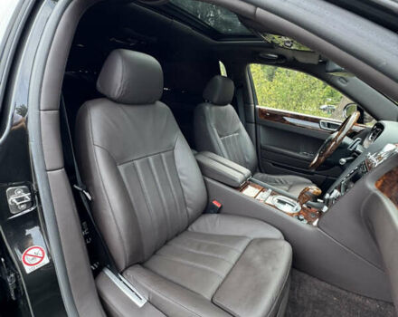 Черный Бентли Континенталь флаинг спур, объемом двигателя 6 л и пробегом 100 тыс. км за 39999 $, фото 131 на Automoto.ua