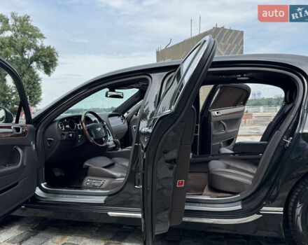 Черный Бентли Континенталь флаинг спур, объемом двигателя 6 л и пробегом 100 тыс. км за 39999 $, фото 61 на Automoto.ua