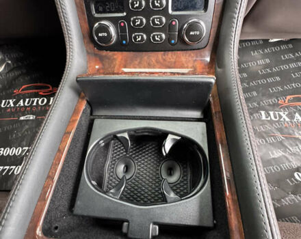 Черный Бентли Континенталь флаинг спур, объемом двигателя 6 л и пробегом 100 тыс. км за 39999 $, фото 127 на Automoto.ua