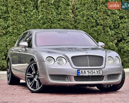 Бентли Континенталь флаинг спур, объемом двигателя 6 л и пробегом 131 тыс. км за 16900 $, фото 2 на Automoto.ua