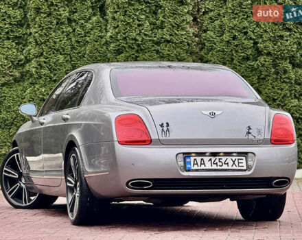 Бентли Континенталь флаинг спур, объемом двигателя 6 л и пробегом 131 тыс. км за 16900 $, фото 12 на Automoto.ua