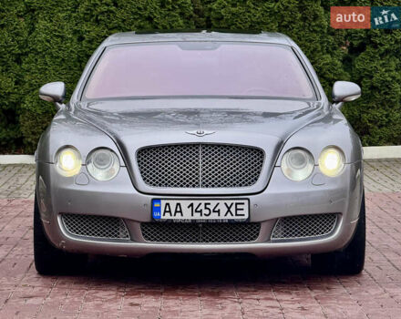 Бентли Континенталь флаинг спур, объемом двигателя 6 л и пробегом 131 тыс. км за 16900 $, фото 5 на Automoto.ua