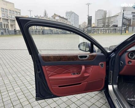 Бентли Континенталь флаинг спур, объемом двигателя 6 л и пробегом 31 тыс. км за 65999 $, фото 12 на Automoto.ua