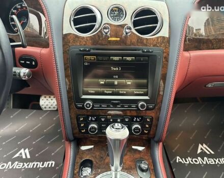 Бентли Континенталь флаинг спур, объемом двигателя 6 л и пробегом 31 тыс. км за 65999 $, фото 19 на Automoto.ua