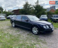 Синій Бентлі Continental Flying Spur, об'ємом двигуна 6 л та пробігом 128 тис. км за 17500 $, фото 1 на Automoto.ua