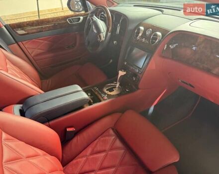 Бентлі Continental Flying Spur 2012 у Києві на Automoto.ua Синій Бентлі Continental Flying Spur, об'ємом двигуна 6 л та пробігом 32 тис. км за 75000 $, фото 8 на Automoto.ua